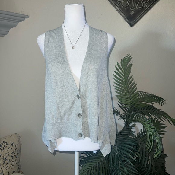 American Eagle Outfitters Sweaters - AMERICAN EAGLE Sweater Vest